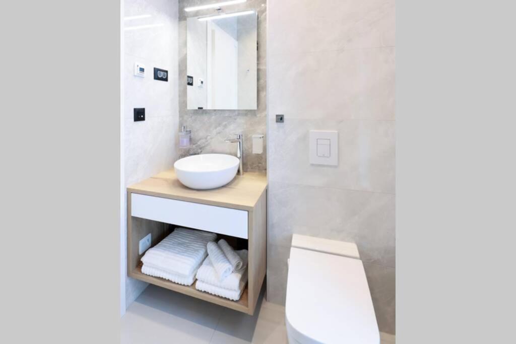 Marena - Trees To Seas Luxury Escape Abbazia