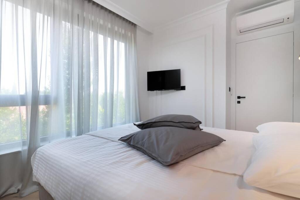 Marena - Trees To Seas Luxury Escape Abbazia